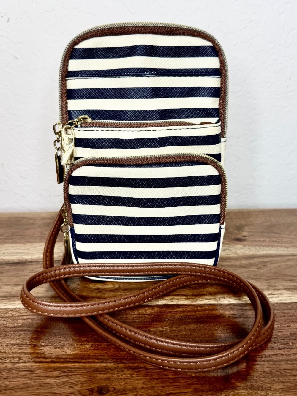 Nautical-Themed Cellphone Crossbody Bag